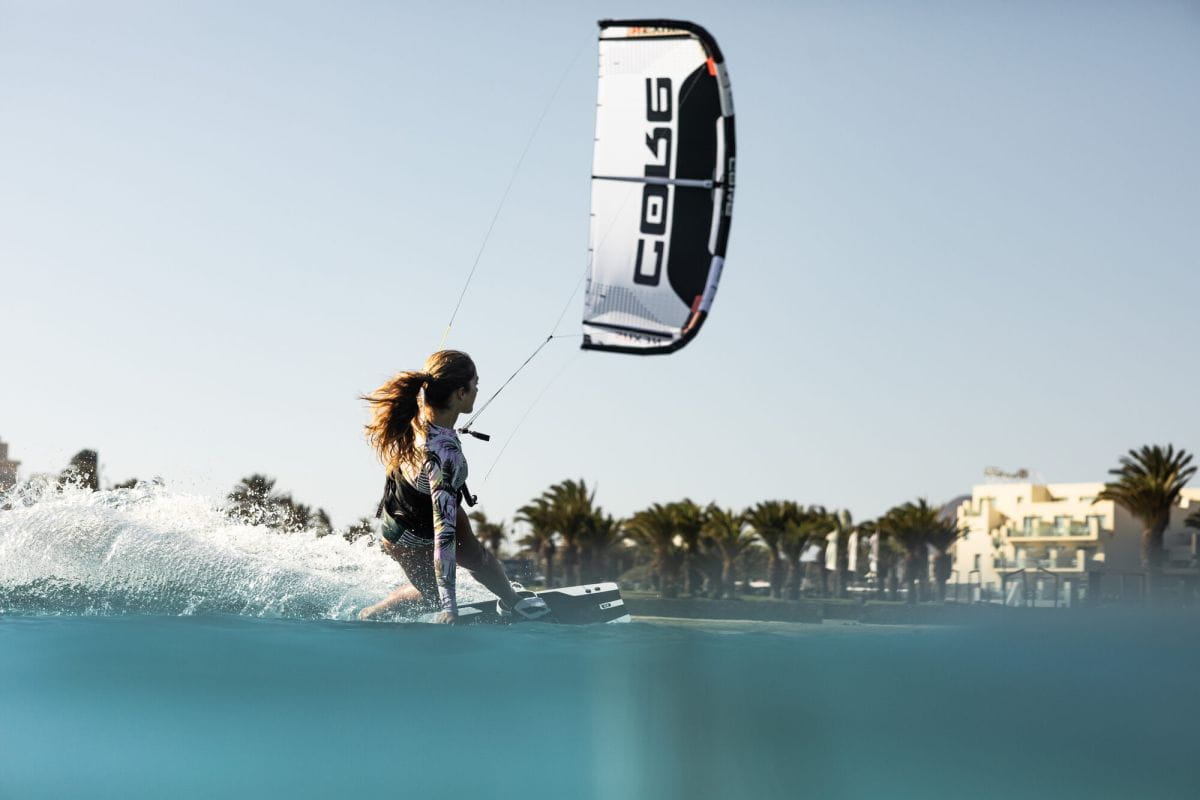 CORE_Nexus_4_Freeriding_Switch_Alina_Kornelli_by_Lukas_Stiller-2000px-72dpi_bei_brettsport