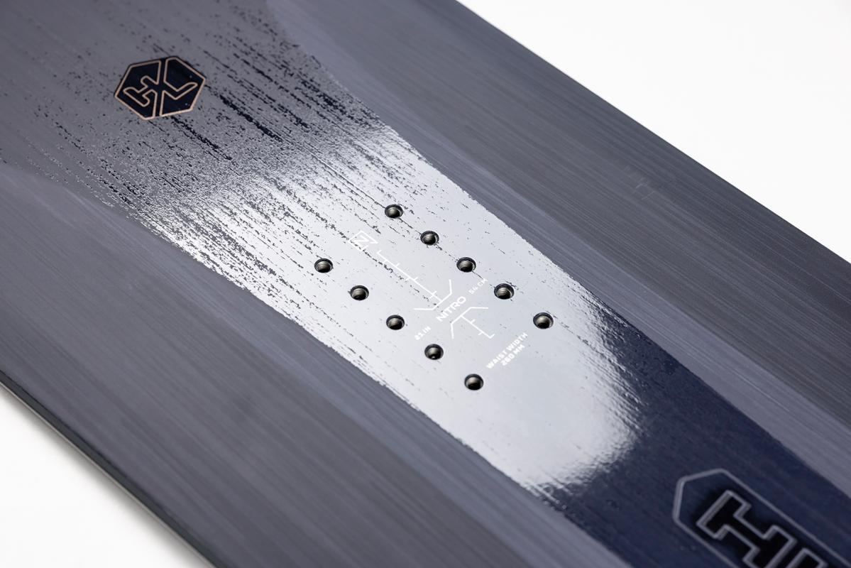 NITRO HIGHLANDER Snowboard 2026 - bei brettsport.de